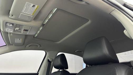 2017 Volkswagen Passat 1.8T SEL Premium