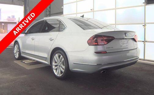 2017 Volkswagen Passat 1.8T SEL Premium