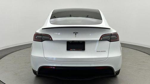 2022 Tesla Model Y Performance Dual Motor All-Wheel Drive
