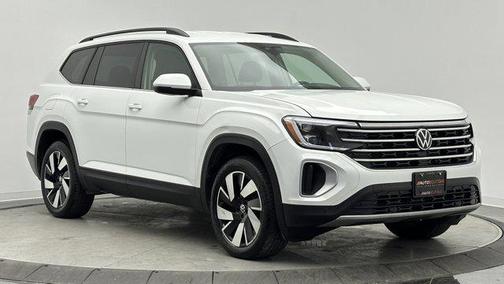 2024 Volkswagen Atlas 2.0T SE w/Technology 4MOTION