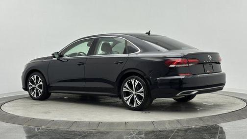 2021 Volkswagen Passat 2.0T SE