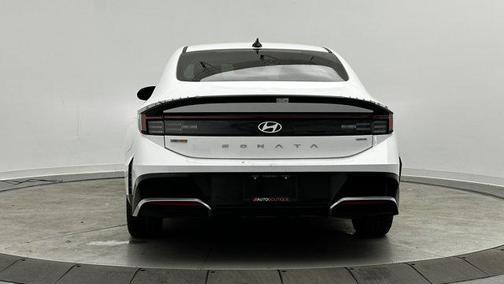 2024 Hyundai SONATA Hybrid SE