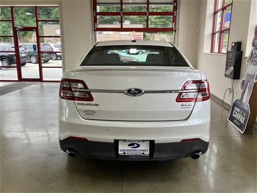 2014 Ford Taurus SEL