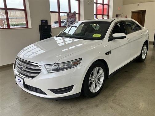 2014 Ford Taurus SEL