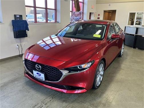 2023 Mazda Mazda3 FWD w/Preferred Package