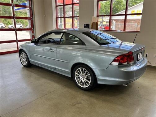 2008 Volvo C70 T5