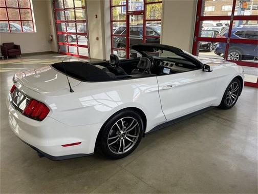 2017 Ford Mustang EcoBoost Premium