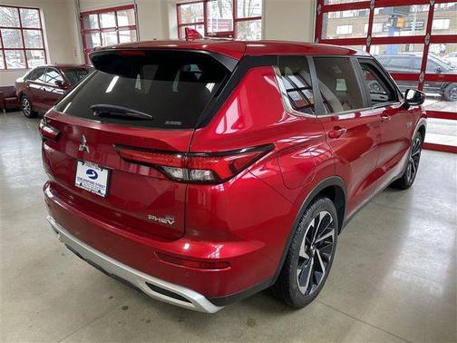 2023 Mitsubishi Outlander PHEV SE S-AWC