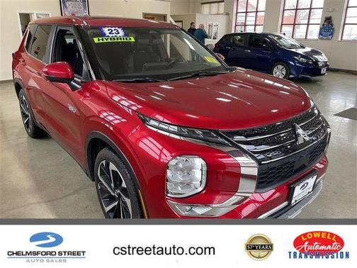 2023 Mitsubishi Outlander PHEV SE S-AWC