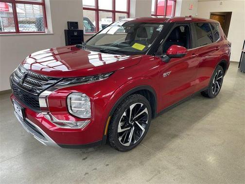 2023 Mitsubishi Outlander PHEV SE S-AWC