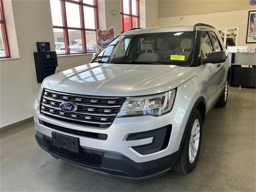 2016 Ford Explorer Base