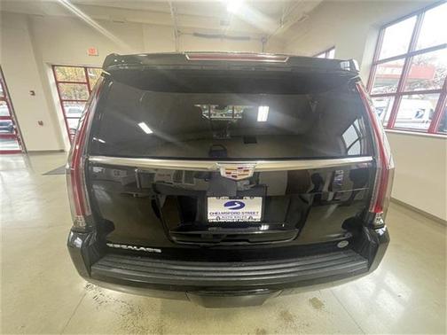 2020 Cadillac Escalade Luxury