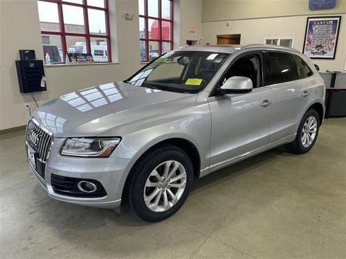 Silver Metallic 2015 Audi Q5 2.0T Premium Plus