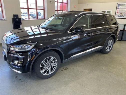 Black Metallic 2023 Lincoln Aviator Livery