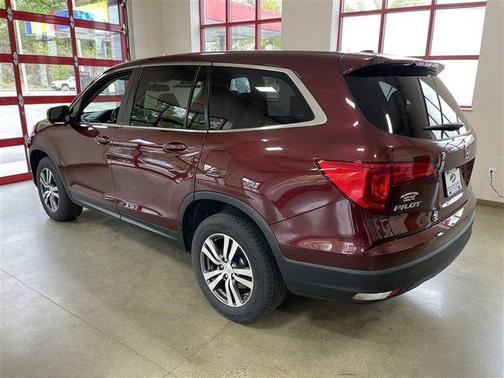 Deep Scarlet Pearl 2018 Honda Pilot EX-L