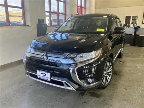 2019 Mitsubishi Outlander SE