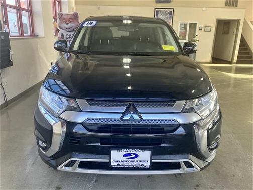2019 Mitsubishi Outlander SE
