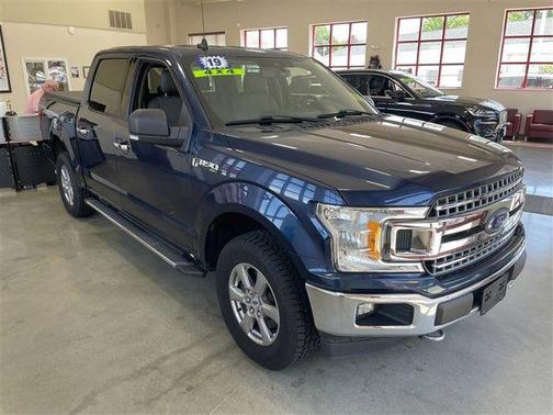 Blue 2019 Ford F-150 XLT