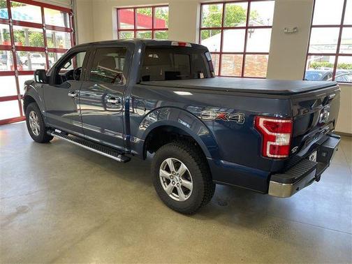 Blue 2019 Ford F-150 XLT