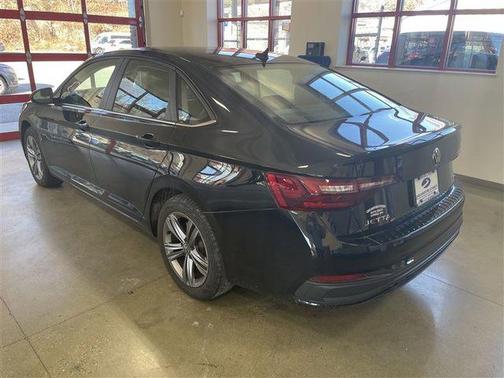 2023 Volkswagen Jetta 1.5T SE