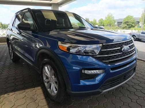 ATLAS BLUE METALLIC 2023 Ford Explorer XLT