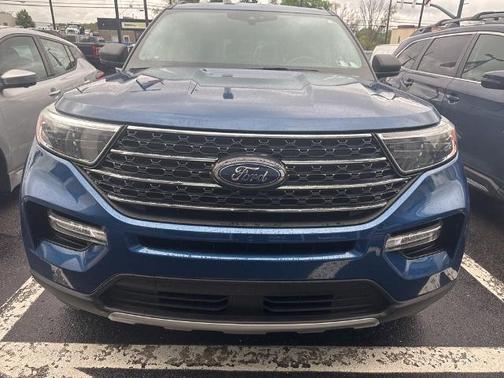 ATLAS BLUE METALLIC 2023 Ford Explorer XLT