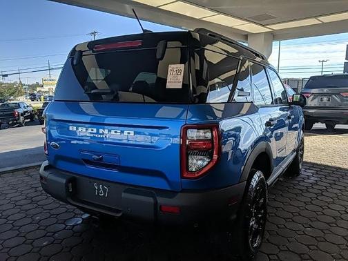 VELOCITY BLUE METALLIC 2025 Ford Bronco Sport BADLANDS