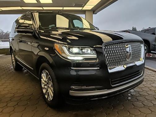 2024 Lincoln Navigator PREMIERE