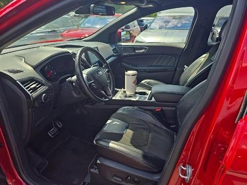 2022 Ford Edge ST