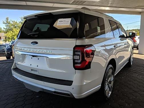 2022 Ford Expedition PLATINUM