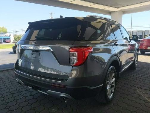 CARBONIZED GRAY METALLIC 2022 Ford Explorer LIMITED