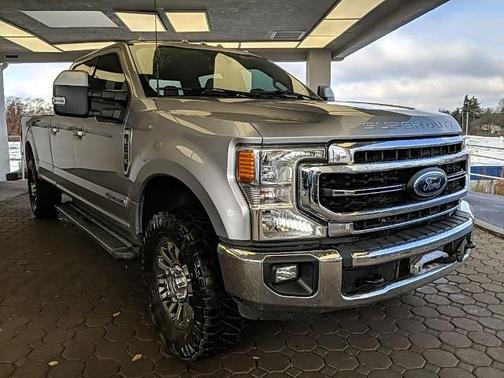 2022 Ford F-350 LARIAT SUPER DUTY