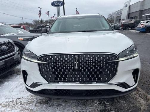 PRISTINE WHITE MET 3C 2025 Lincoln Aviator RESERVE