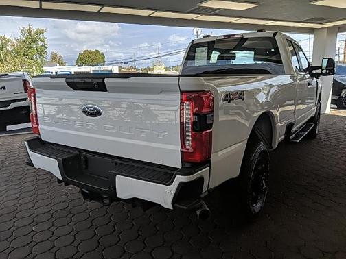 2025 Ford F-350 XL