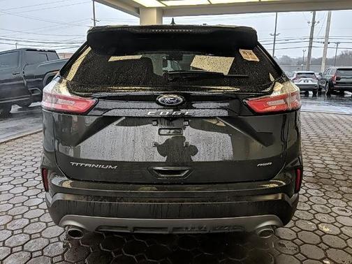 FORGED GREEN 2024 Ford Edge TITANIUM