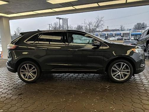 FORGED GREEN 2024 Ford Edge TITANIUM