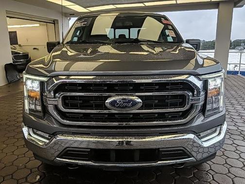 CARBONIZED GRAY METALLIC 2023 Ford F-150 XLT