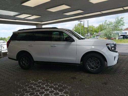 OXFORD WHITE 2025 Ford Expedition ACTIVE