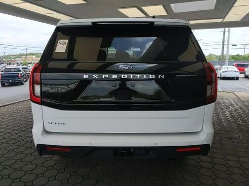 OXFORD WHITE 2025 Ford Expedition ACTIVE