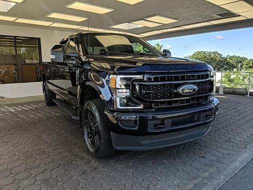 2022 Ford F-350 LARIAT SUPER DUTY