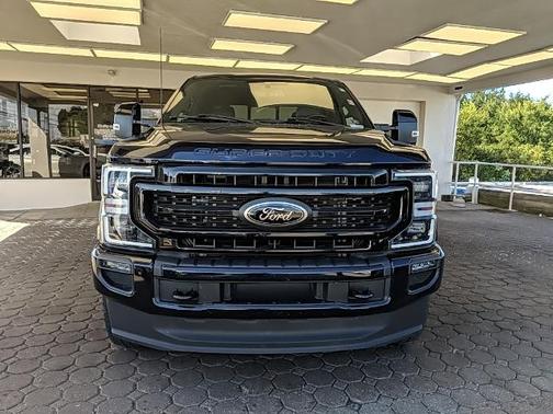 2022 Ford F-350 LARIAT SUPER DUTY