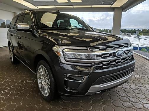 2023 Ford Expedition PLATINUM