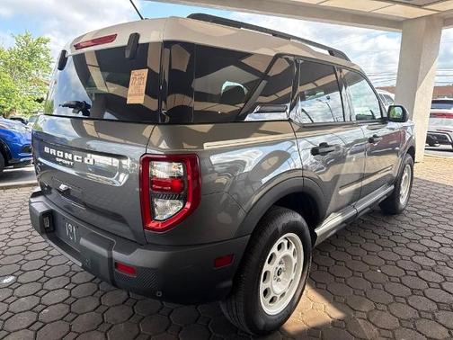 CARBONIZED GRAY METALLIC 2025 Ford Bronco Sport HERITAGE