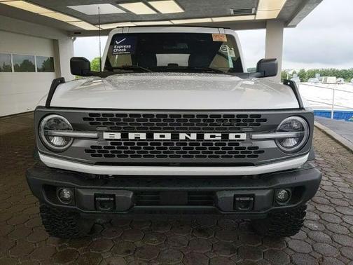 OXFORD WHITE 2025 Ford Bronco BADLANDS