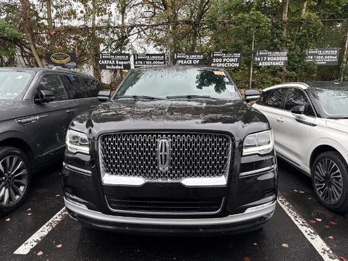 2024 Lincoln Navigator PREMIERE