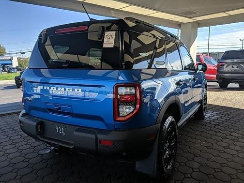 VELOCITY BLUE METALLIC 2025 Ford Bronco Sport BADLANDS