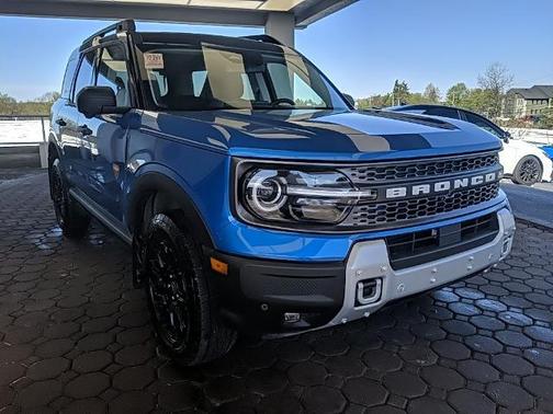 VELOCITY BLUE METALLIC 2025 Ford Bronco Sport BADLANDS