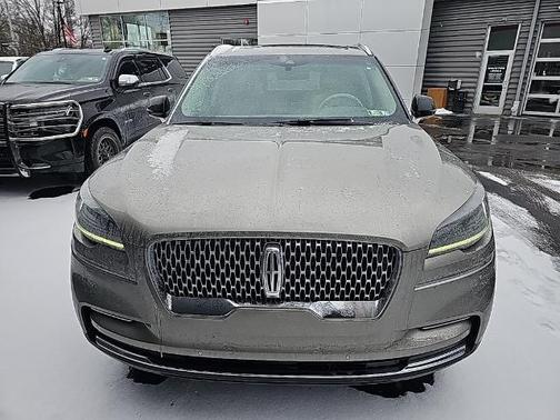 2023 Lincoln Aviator STANDARD