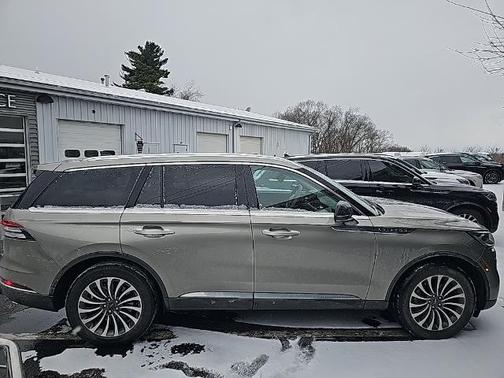2023 Lincoln Aviator STANDARD