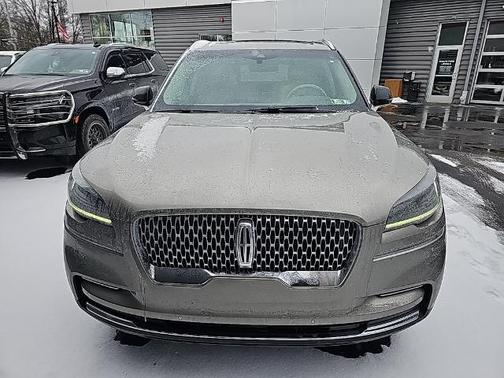 2023 Lincoln Aviator STANDARD